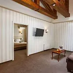 Hotel Premier Geneva Odessa
