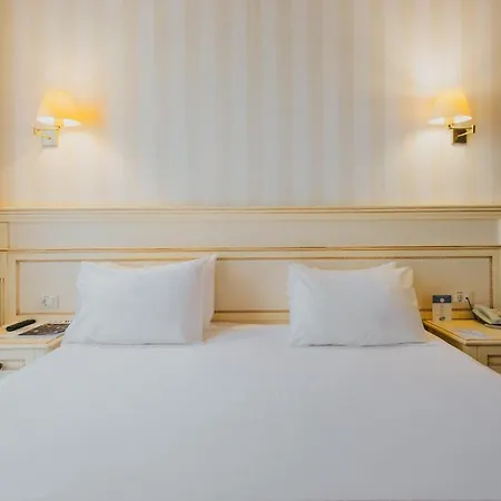 Premier Geneva 4*