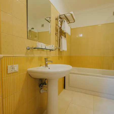 فندق بريمير جينيفا 4*