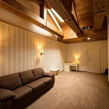 Premier Geneva Odessa