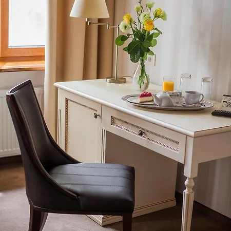 Premier Geneva Hotell
