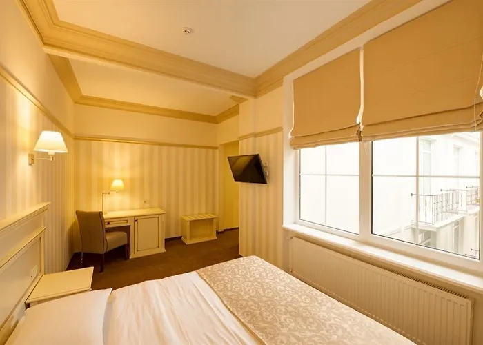 Premier Geneva Ξενοδοχείο 4*