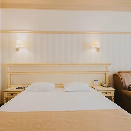 Hotel Premier Geneva Odessa