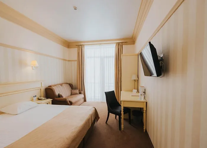 Premier Geneva 4* Odessza